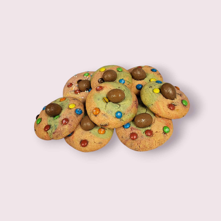 Easter Chocolate Chip Cookies