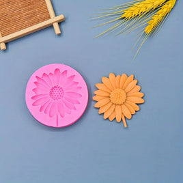 Sunflower Silicone Mould 67mm