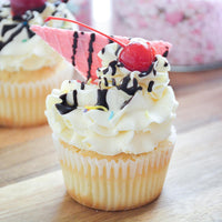 Deluxe Cupcakes 6 Pack - Made Fresh Daily