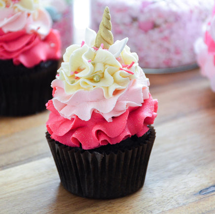 Deluxe Cupcakes 6 Pack - Made Fresh Daily