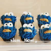 Deluxe Cupcakes 6 Pack - Made Fresh Daily