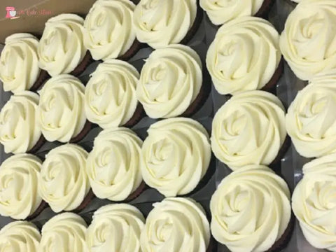 Delicious Red Velvet Cupcake With Cream Cheese Frosting