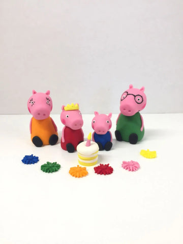 Edible Cake Kit. Peppa Pig Family Theme