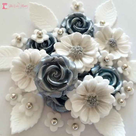 Edible Flower Cake Decorations. Choose a Style