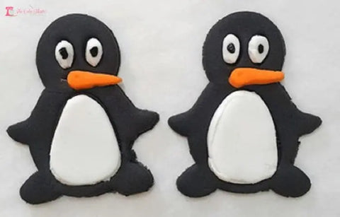 Penguin Edible Cake Decorations. Pack of 10